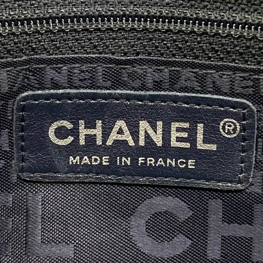 Chanel Shoulder Bag